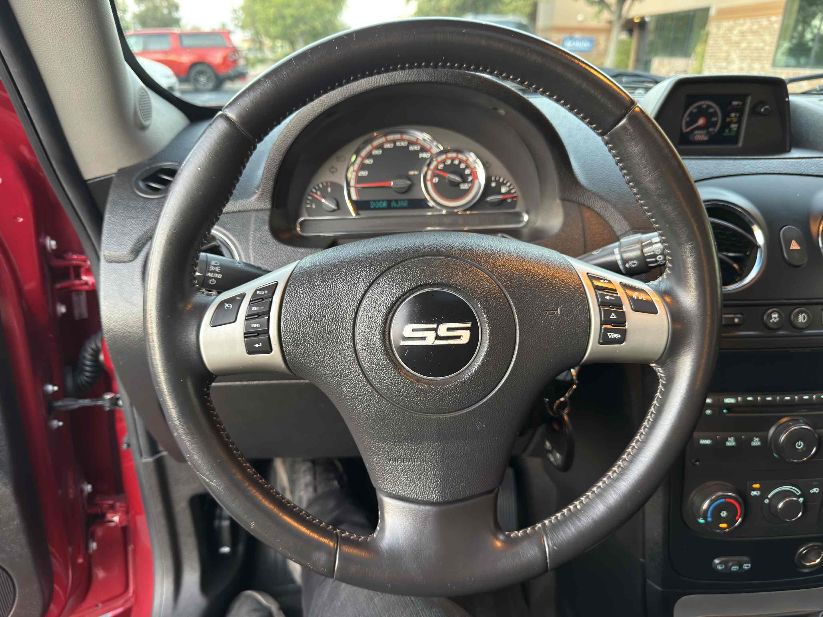 2010 Chevrolet HHR SS photo 32