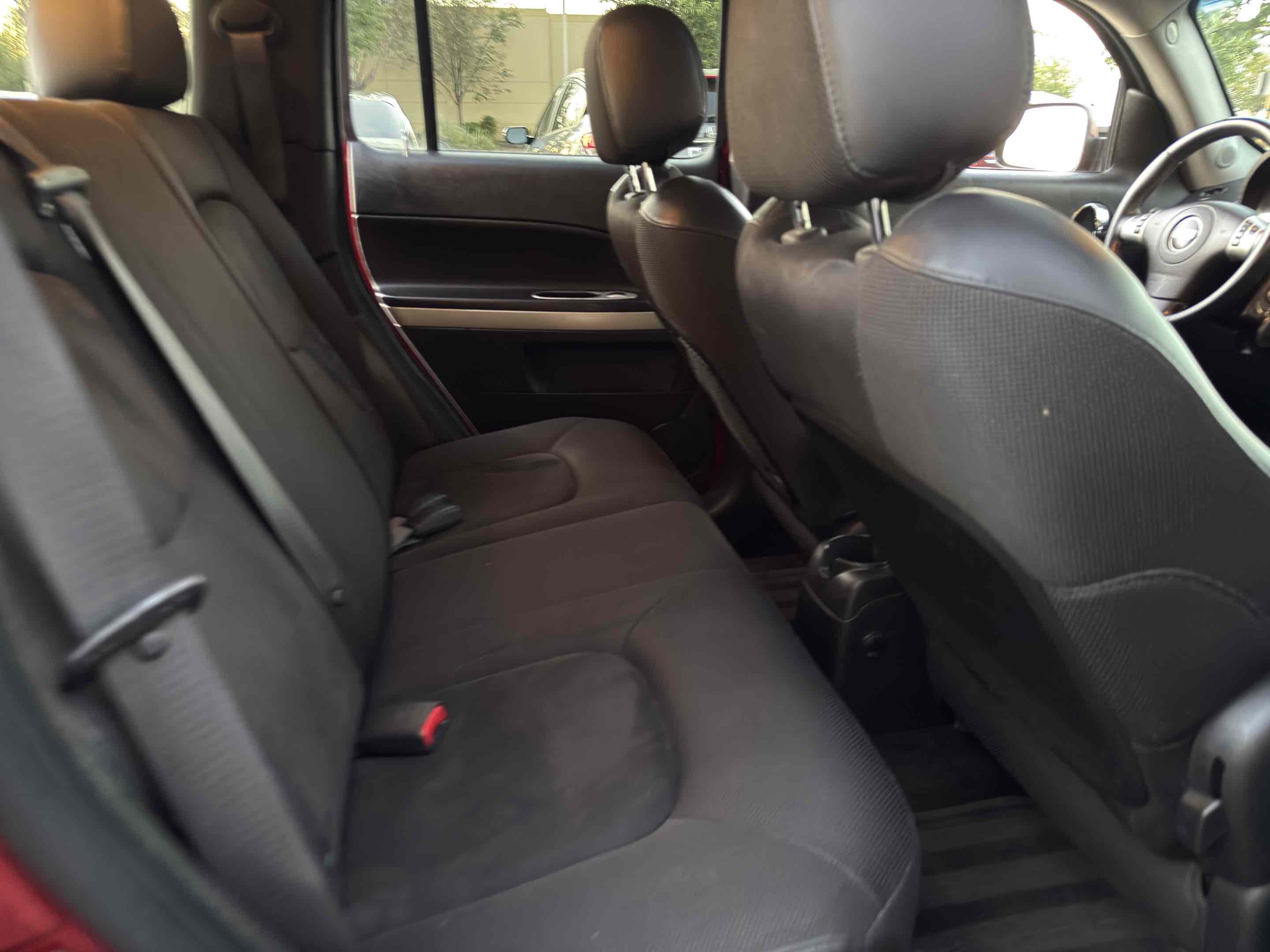 2010 Chevrolet HHR SS photo 46