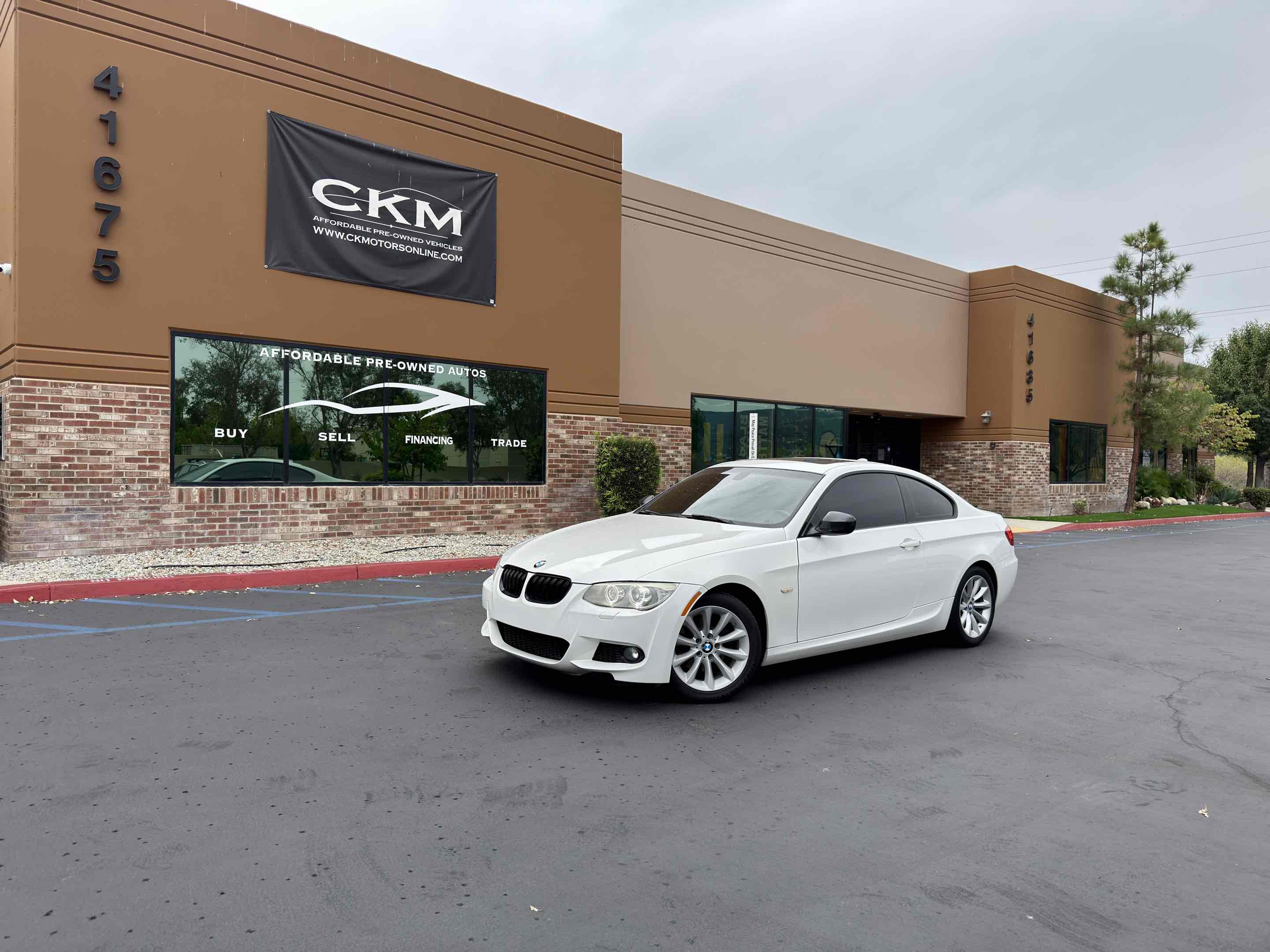 2011 BMW 3 Series 328i - Photo 3