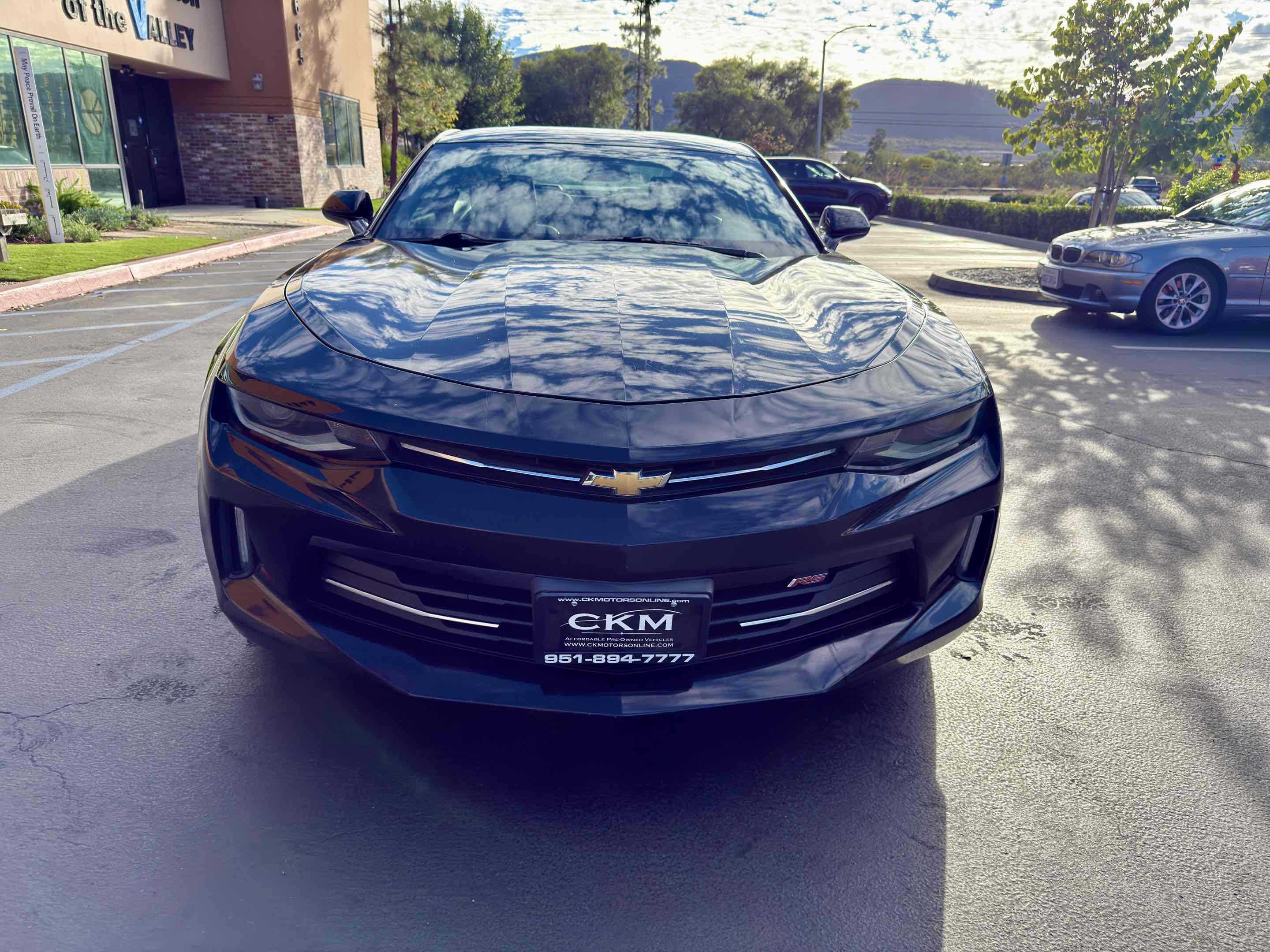 2017 Chevrolet Camaro 2LT photo 2