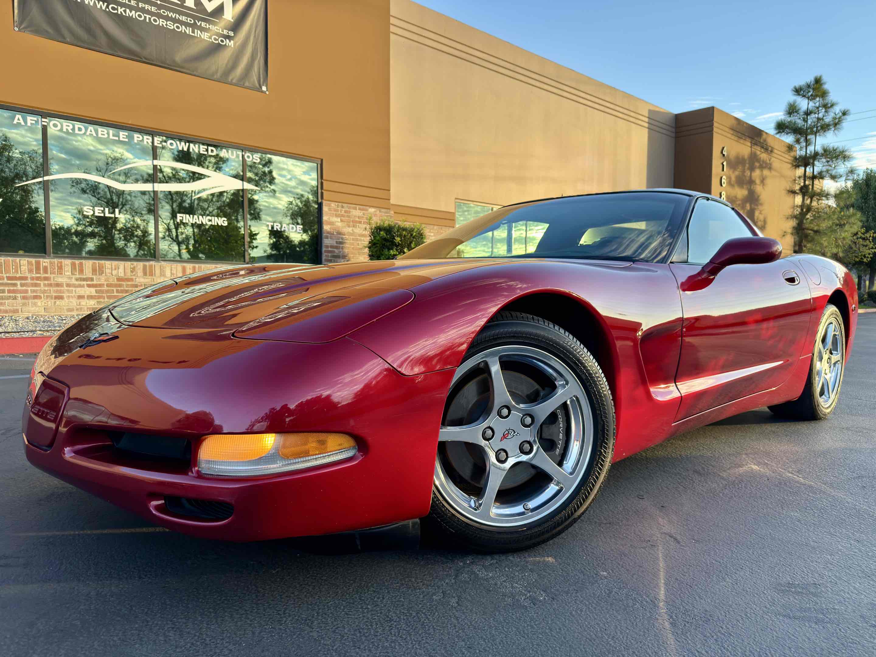 2002 Chevrolet Corvette photo 2