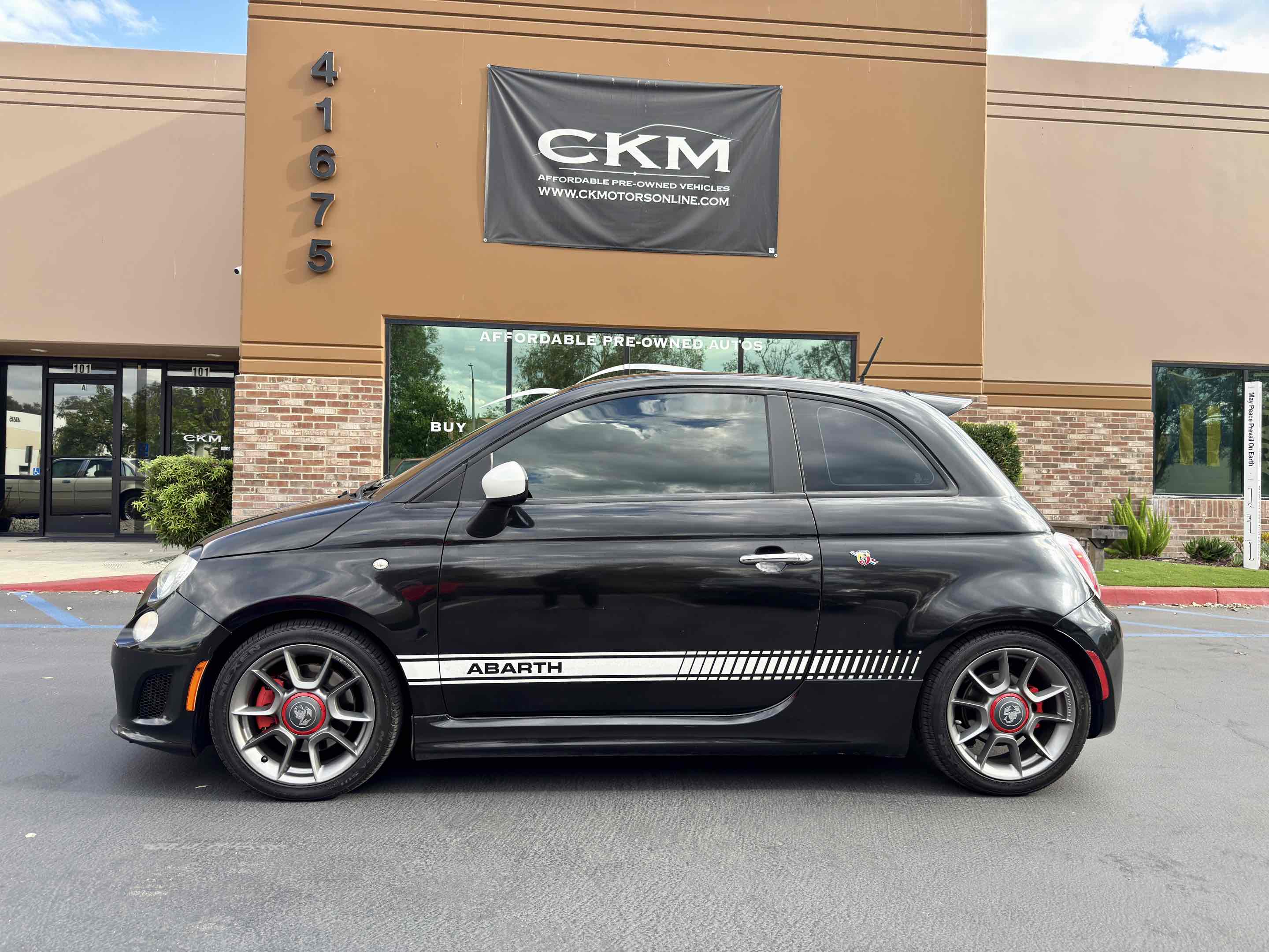 2012 Fiat 500 Abarth photo 3