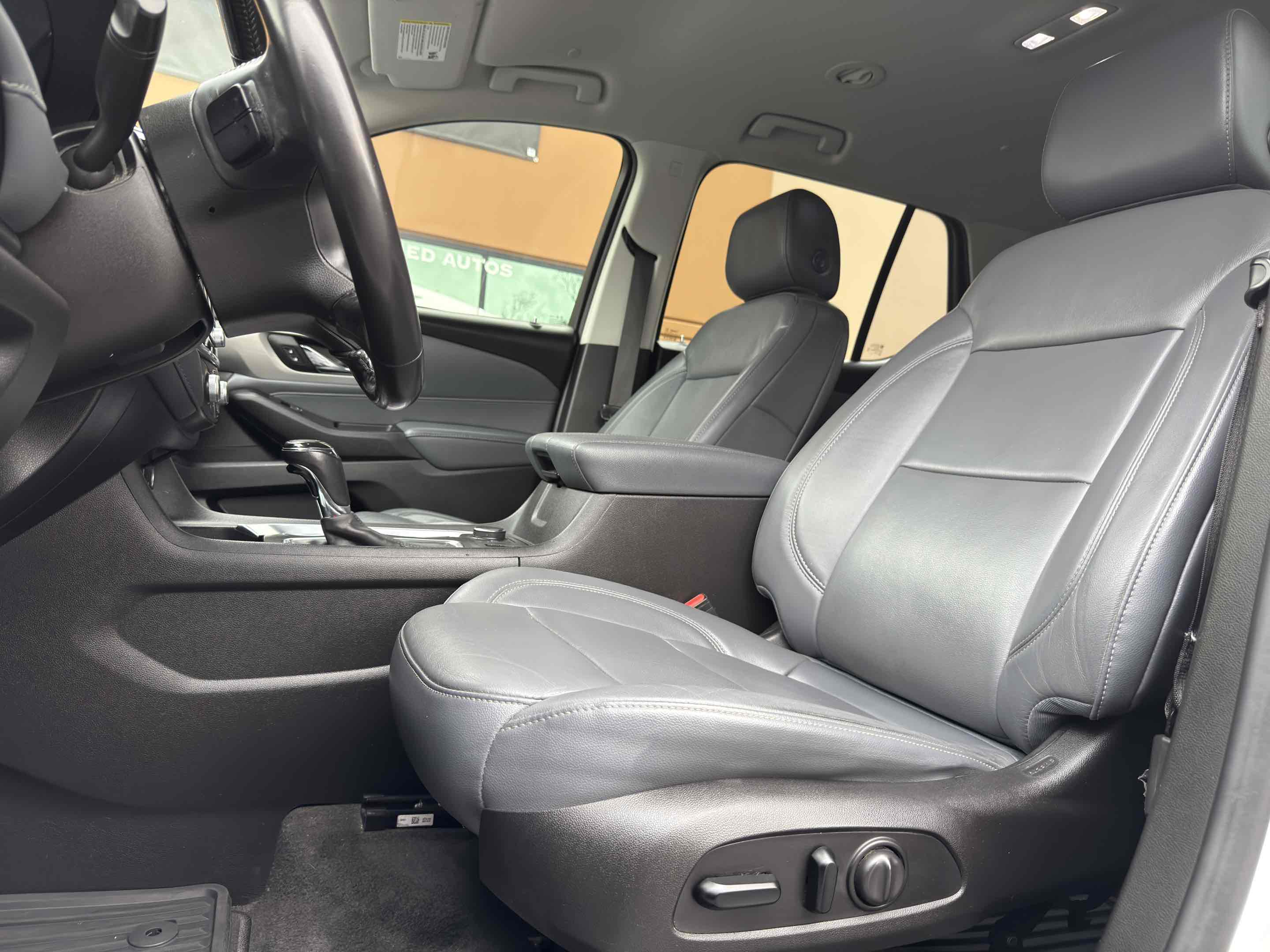 2019 Chevrolet Traverse 3LT - Photo 31