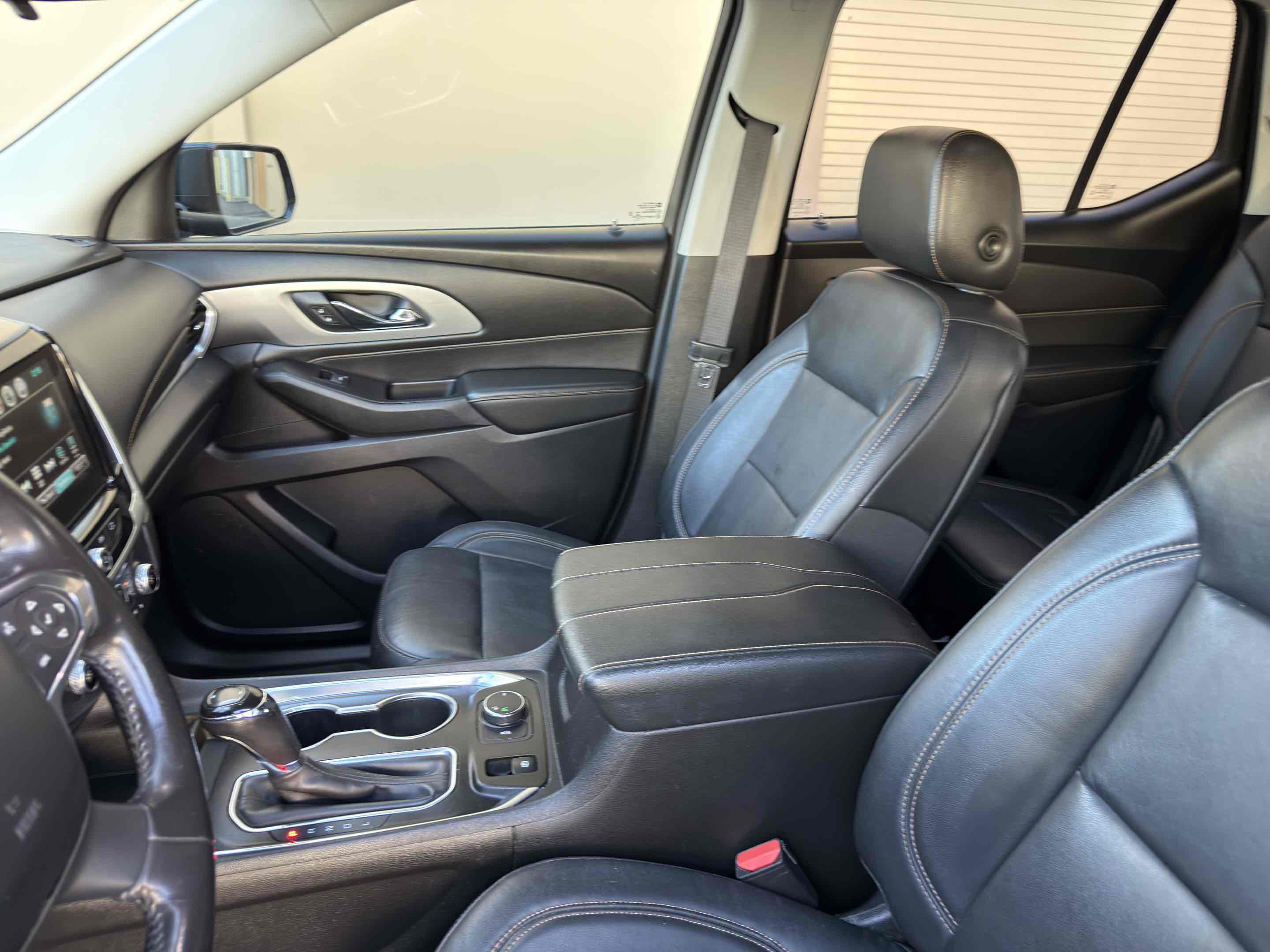 2019 Chevrolet Traverse 3LT - Photo 40