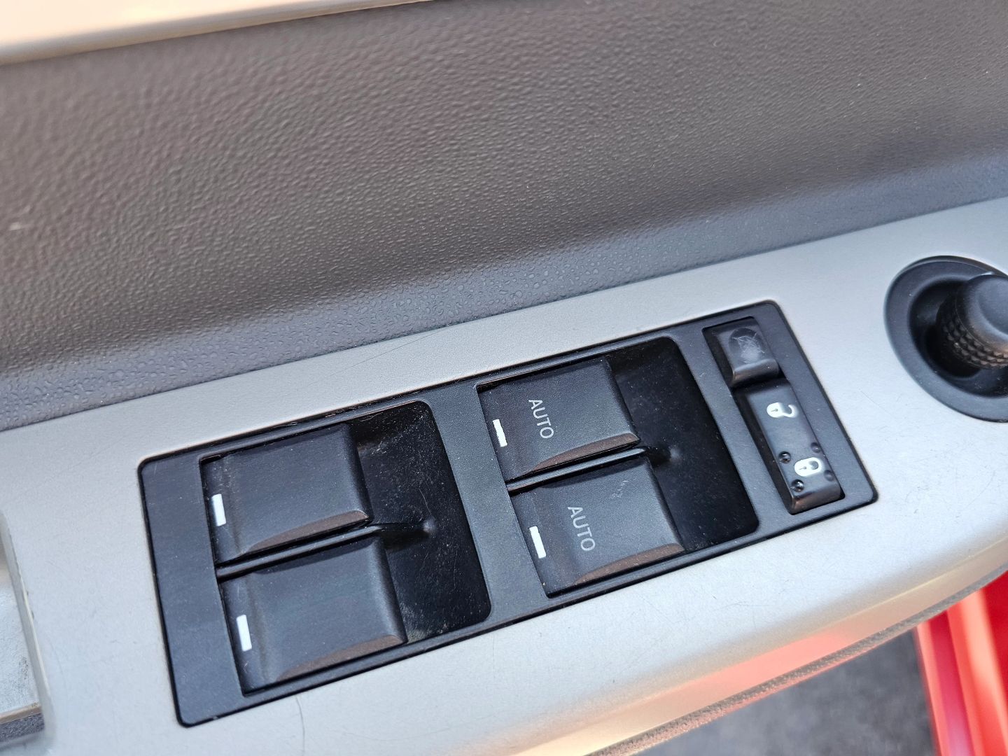 2007 Chrysler Sebring Limited photo 12