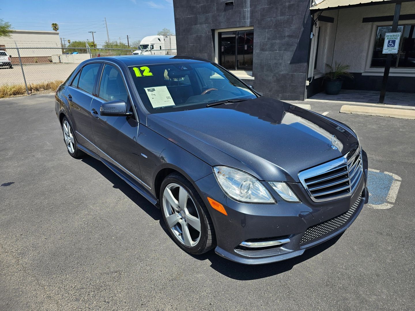 2012 Mercedes Benz E 350 photo 2