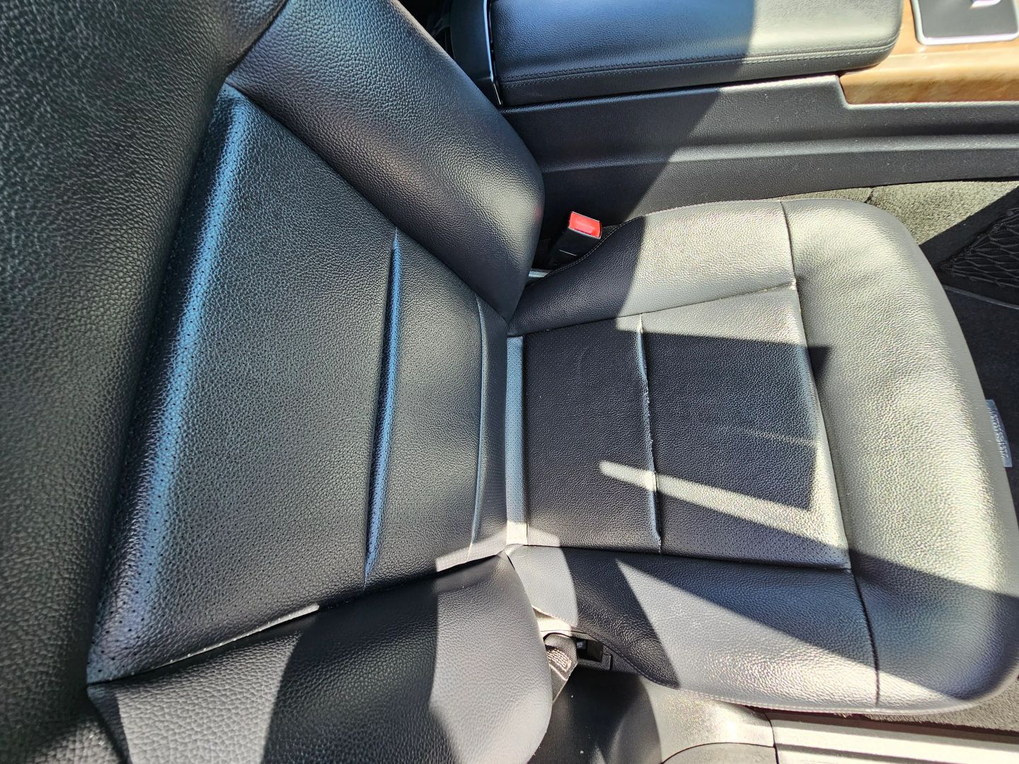 2012 Mercedes Benz E 350 photo 28
