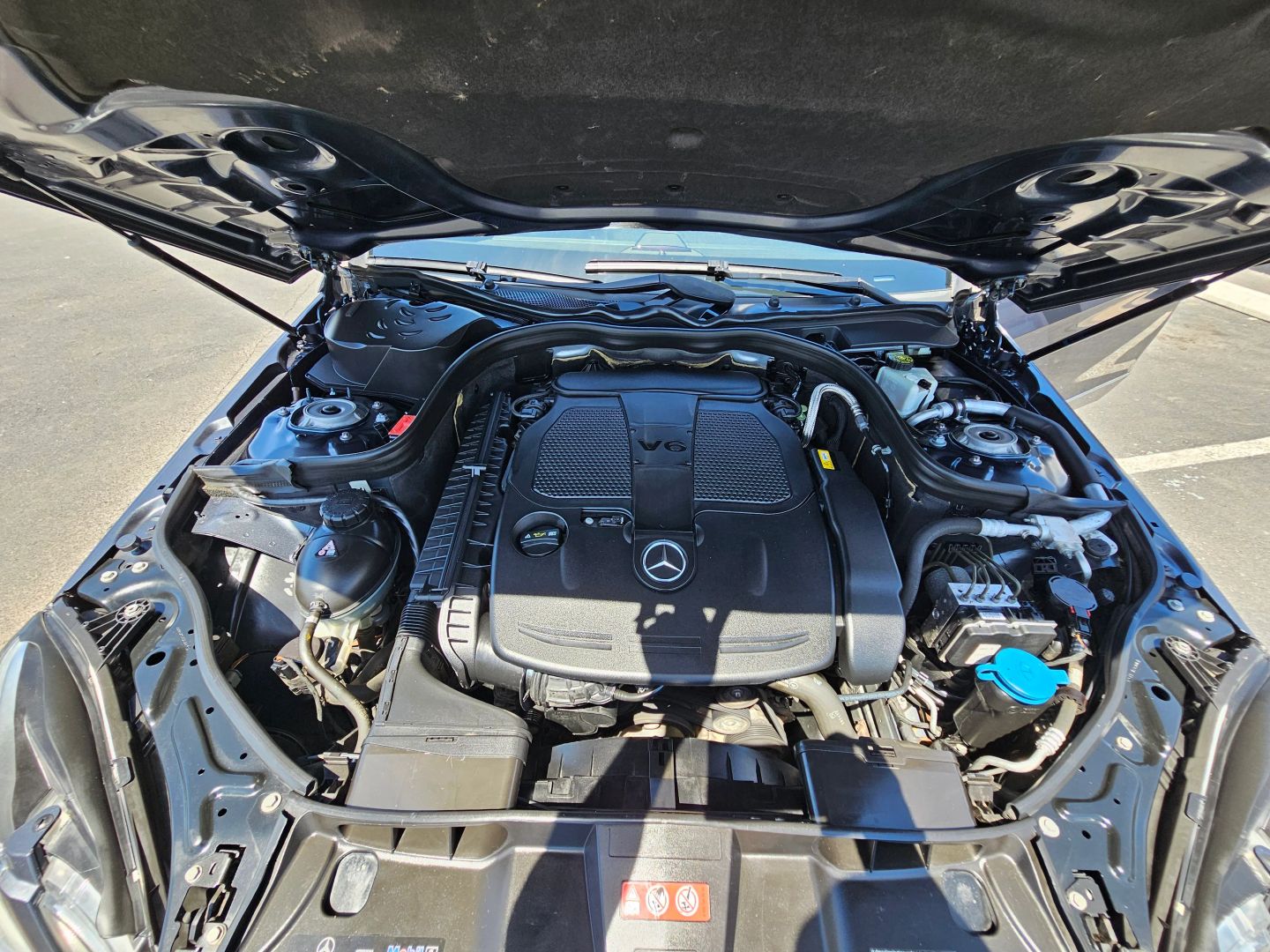 2012 Mercedes Benz E 350 photo 36