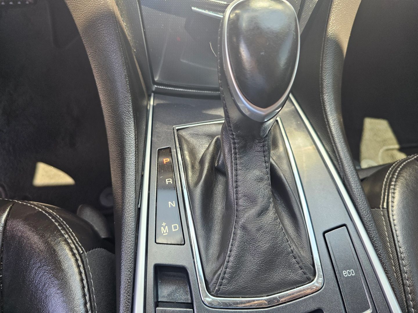 2015 Cadillac SRX Base photo 19