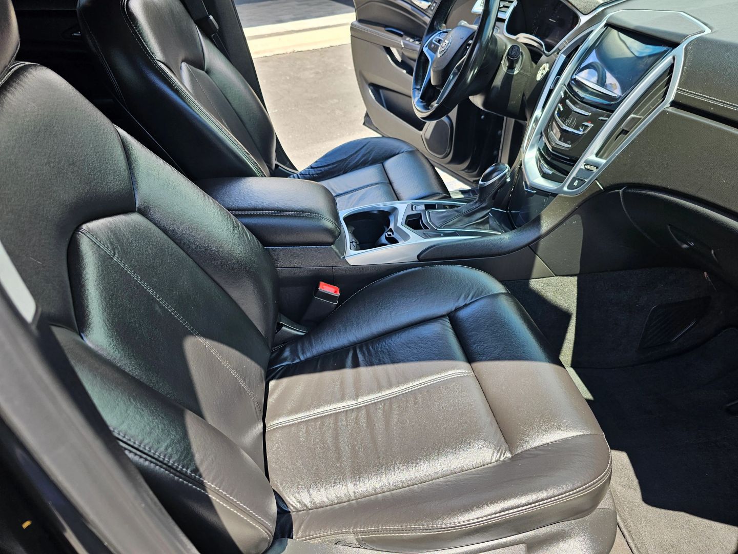 2015 Cadillac SRX Base photo 25