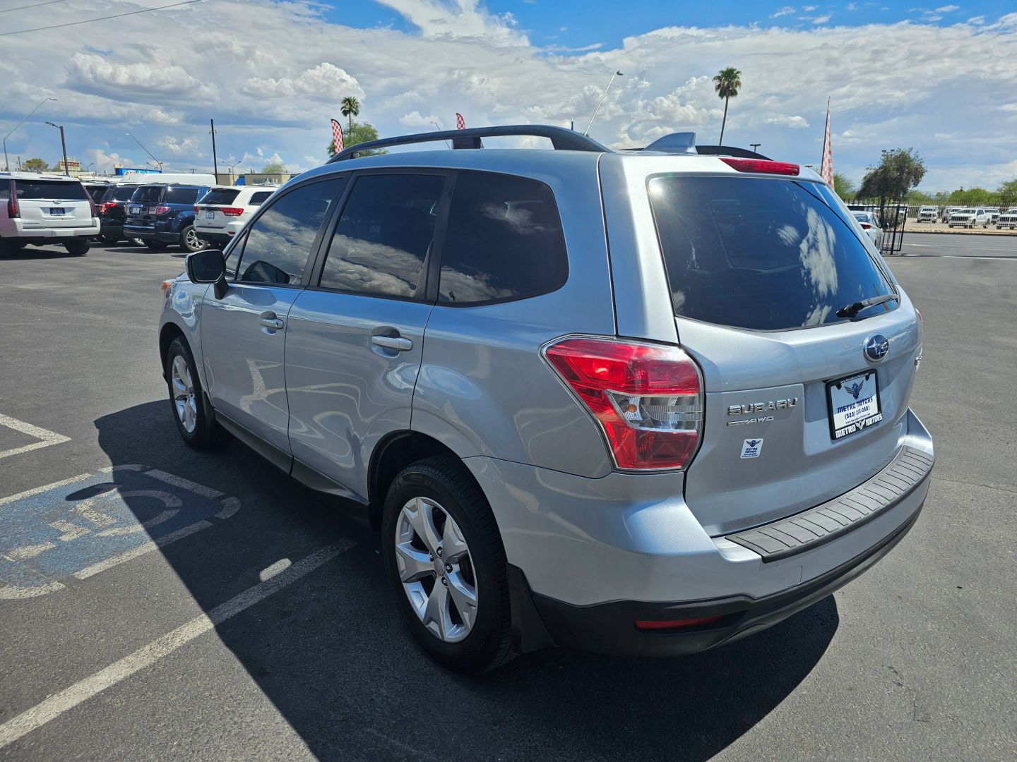 2016 Subaru Forester 2.5i Premium photo 5
