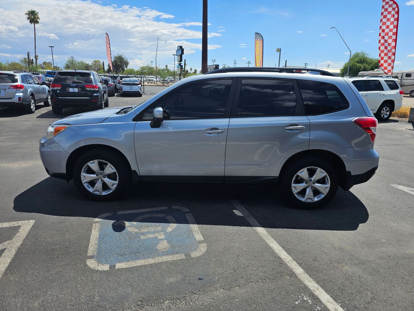 2016 Subaru Forester 2.5i Premium photo 6