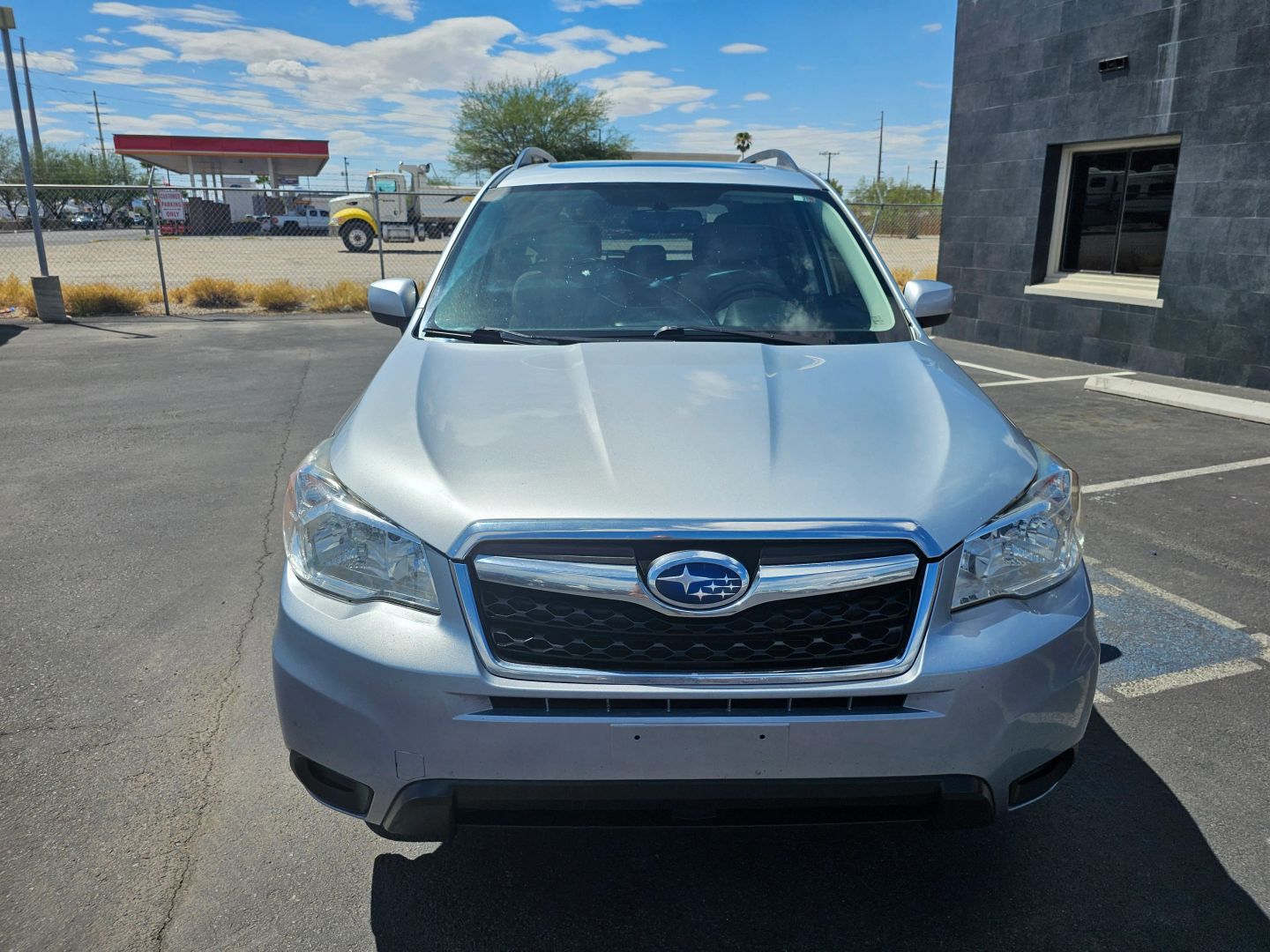 2016 Subaru Forester 2.5i Premium photo 8