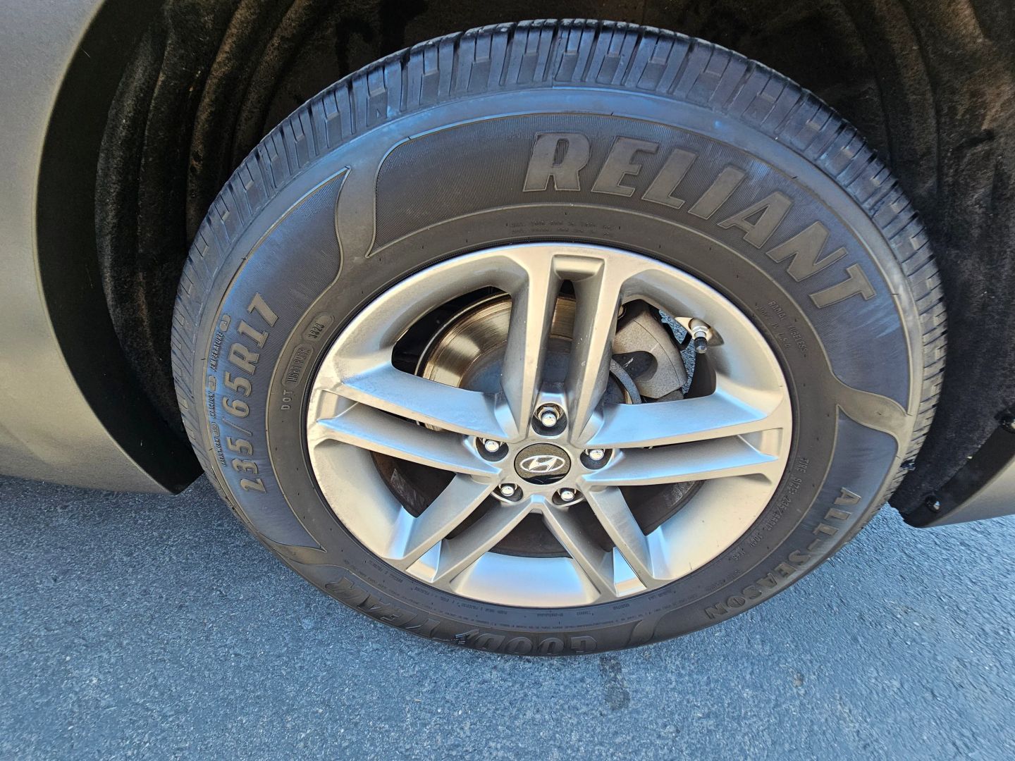2018 Hyundai Santa Fe Sport Base photo 28