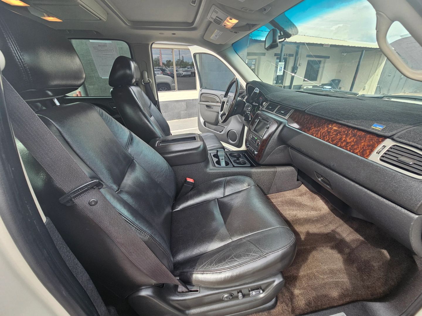 2010 Gmc Yukon Denali photo 27
