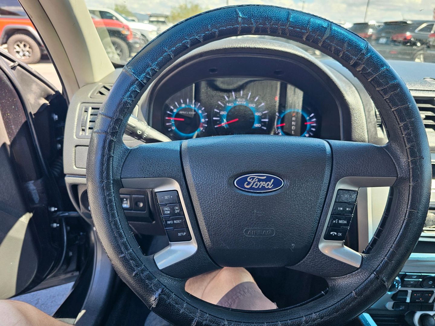 2012 Ford Fusion SE photo 12