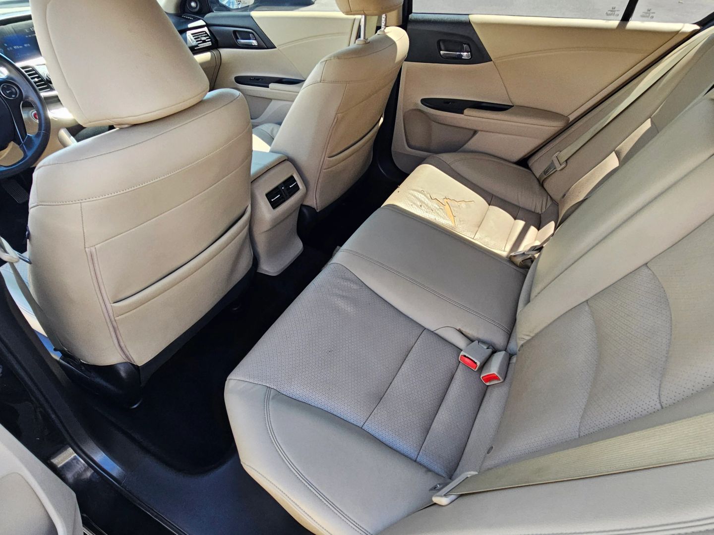2015 Honda Accord EX-L photo 21