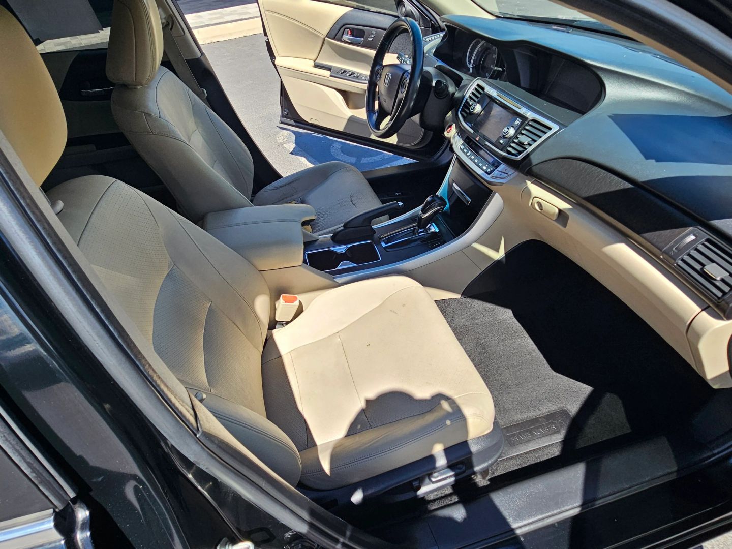 2015 Honda Accord EX-L photo 26