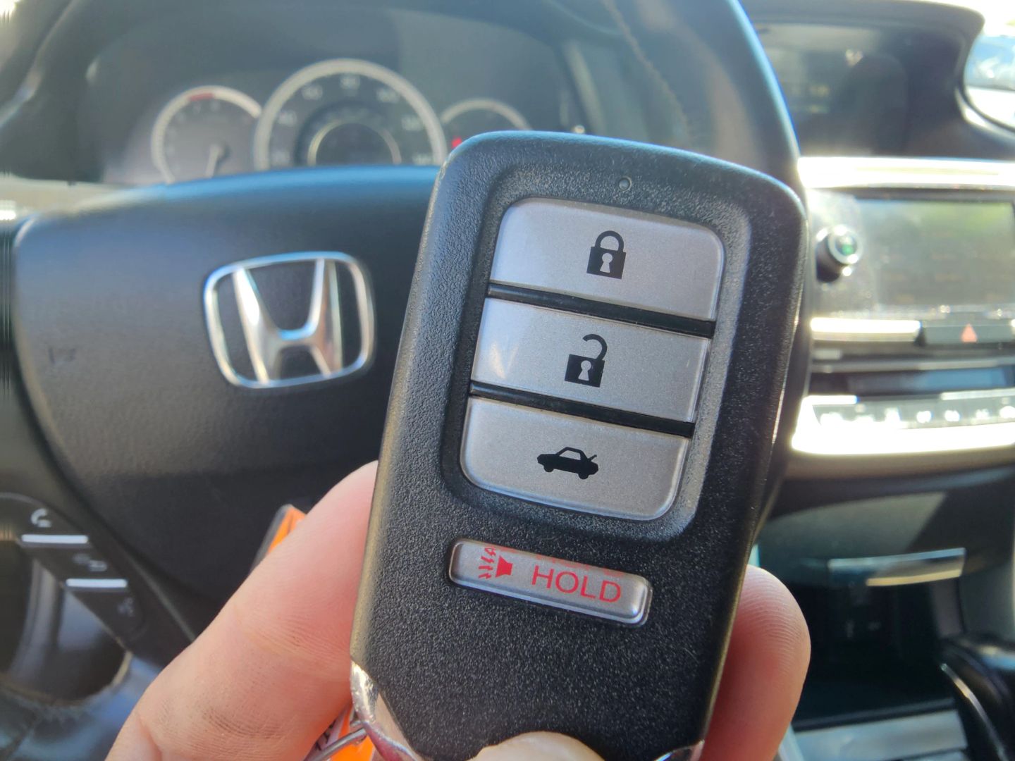 2015 Honda Accord EX-L photo 35