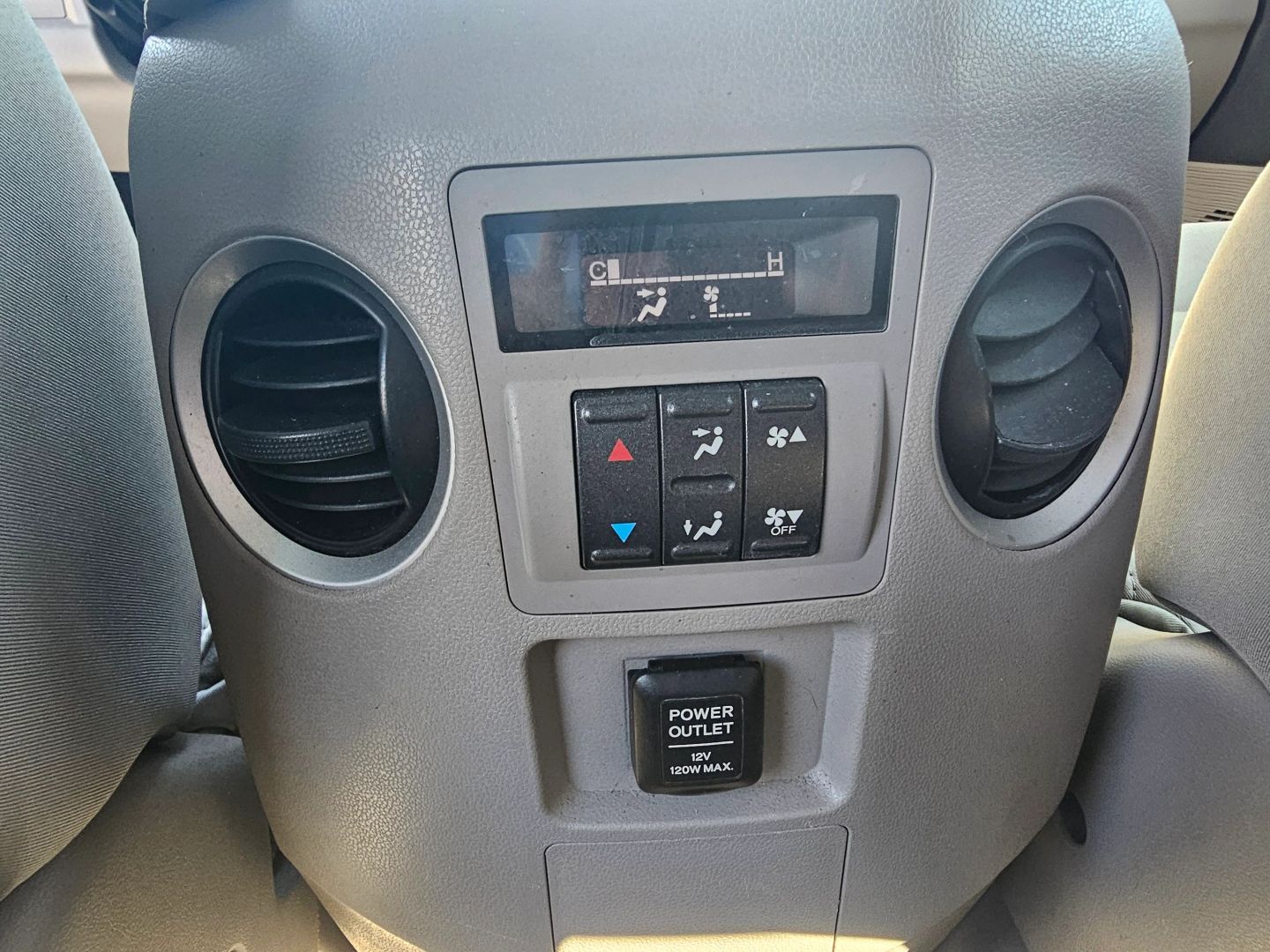 2011 Honda Pilot LX photo 19
