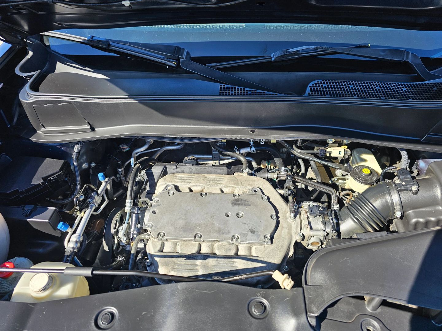 2011 Honda Pilot LX photo 28