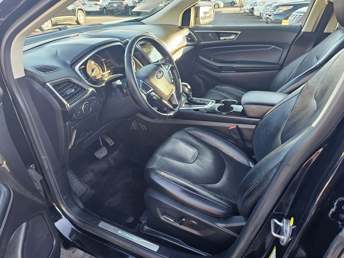 2018 Ford Edge Titanium - Photo 9