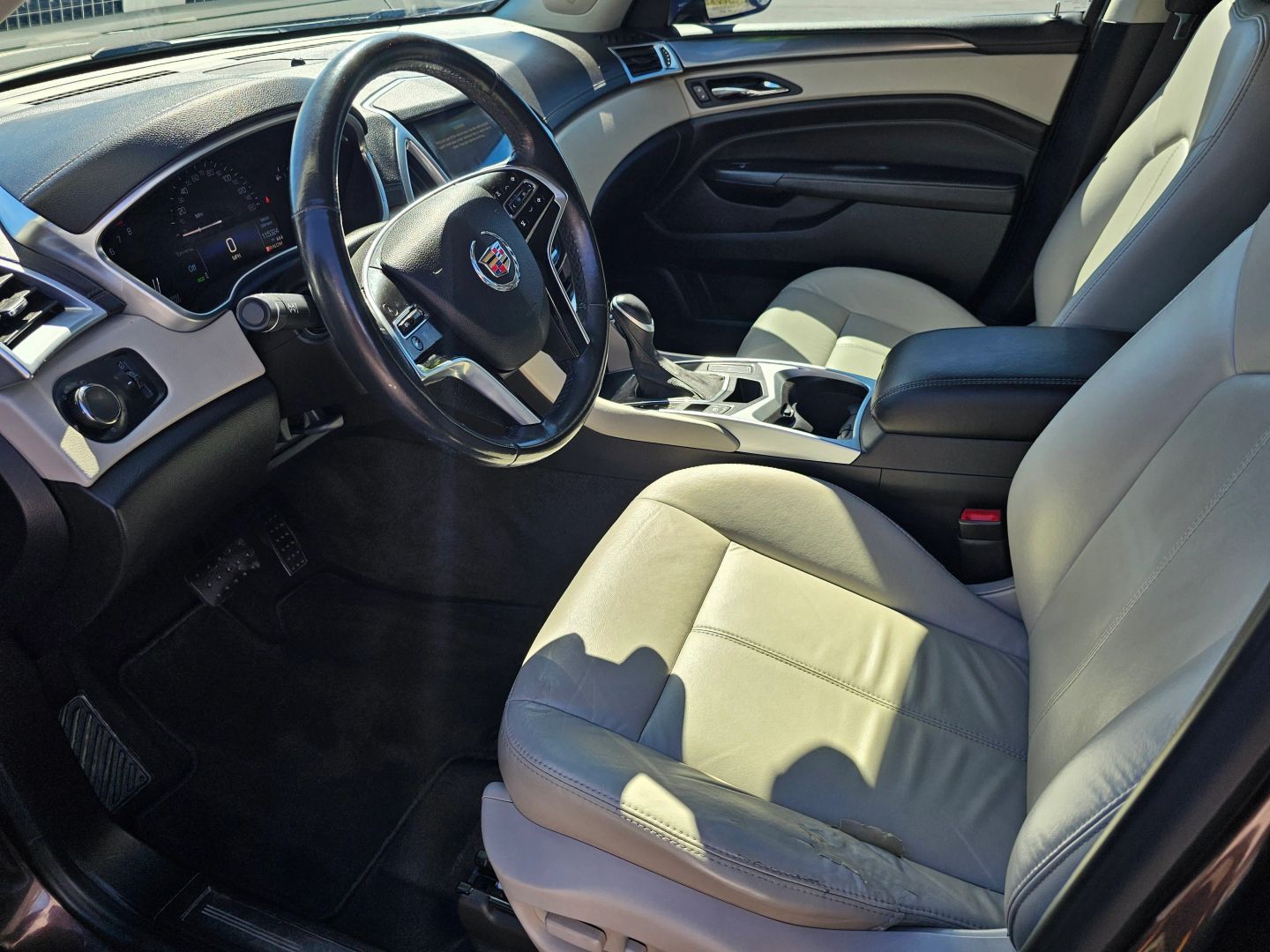 2015 Cadillac SRX Standard - Photo 10