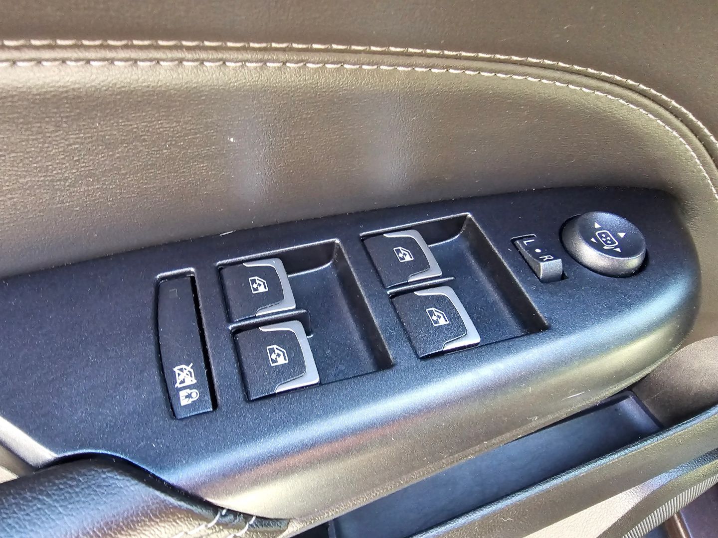 2015 Cadillac SRX Standard - Photo 13