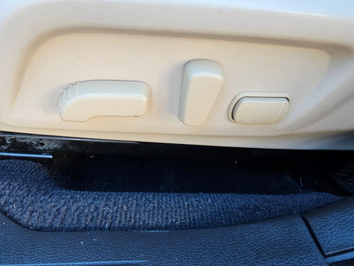 2016 Subaru Outback Limited - Photo 12