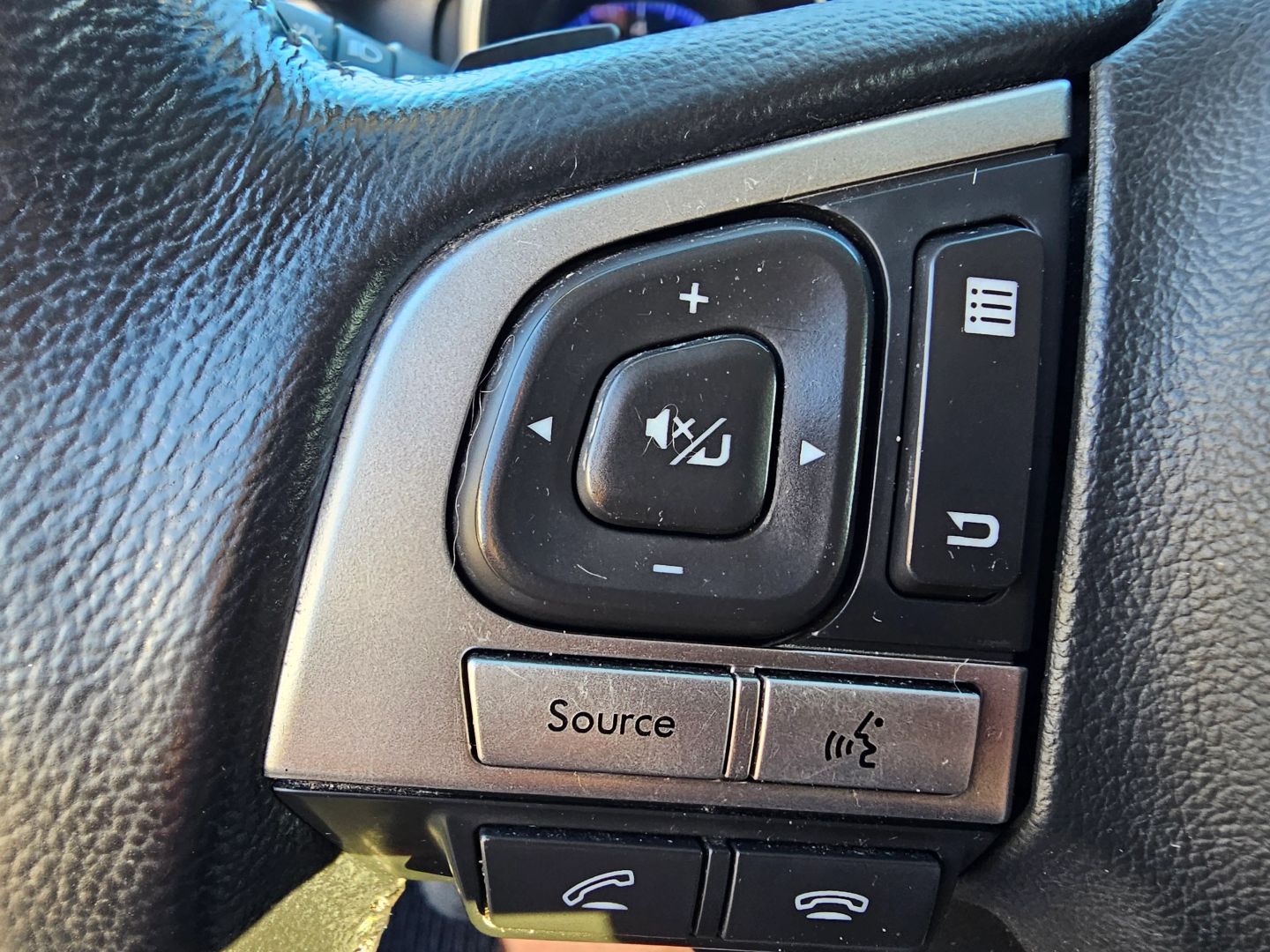 2016 Subaru Outback Limited - Photo 17