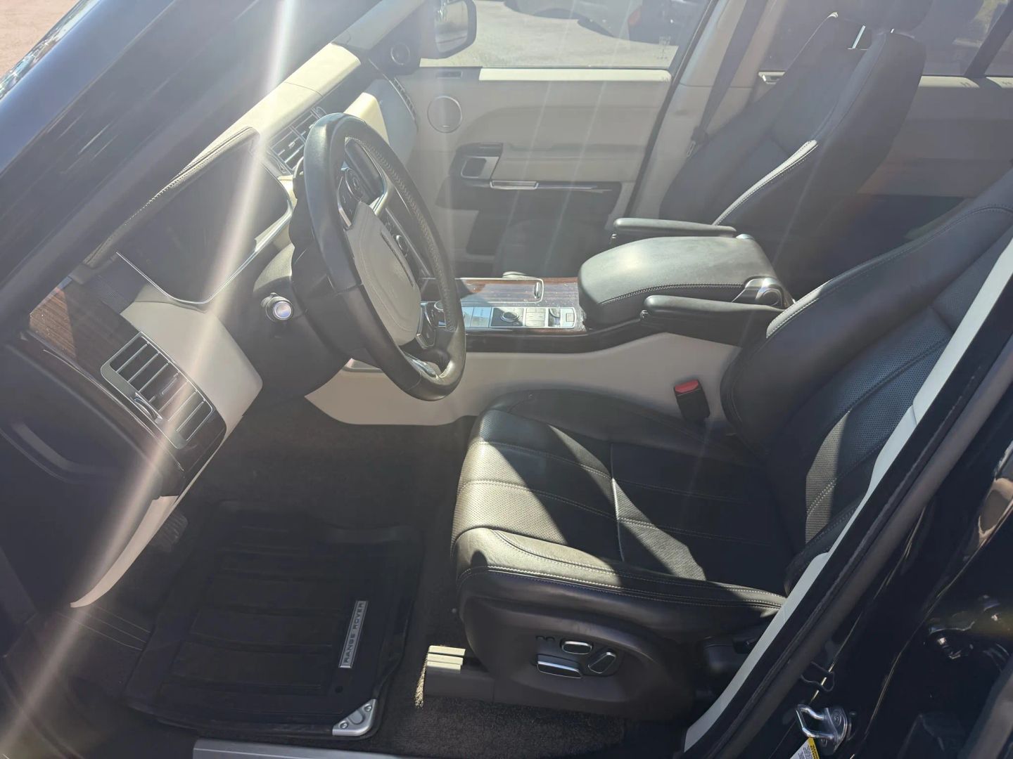 2015 Land Rover Range Rover HSE - Photo 12