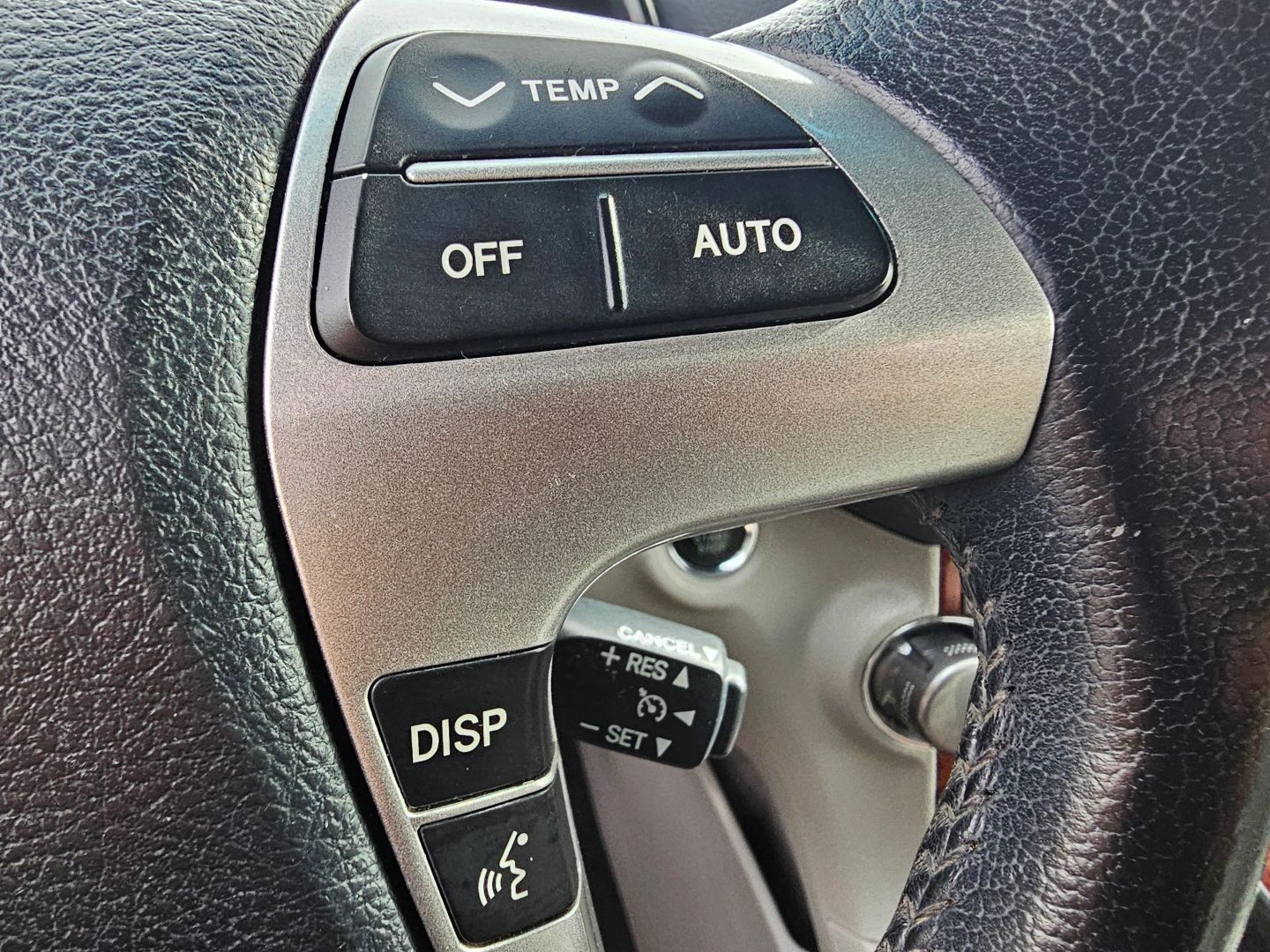 2013 Toyota Highlander Limited - Photo 12