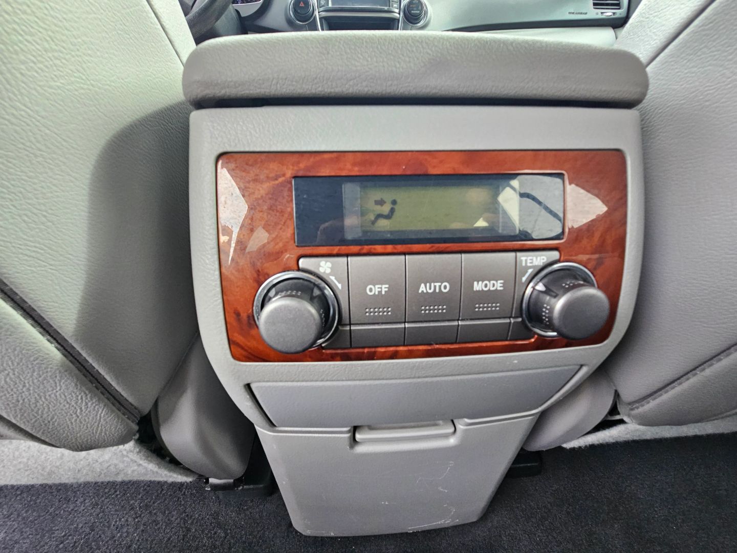 2013 Toyota Highlander Limited - Photo 24