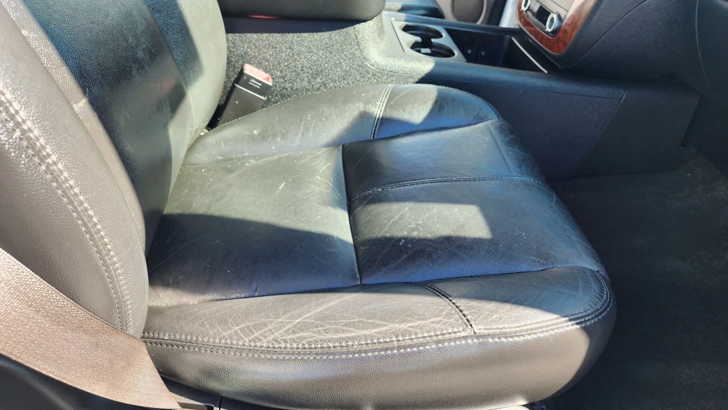 Chevrolet Silverado photo 17