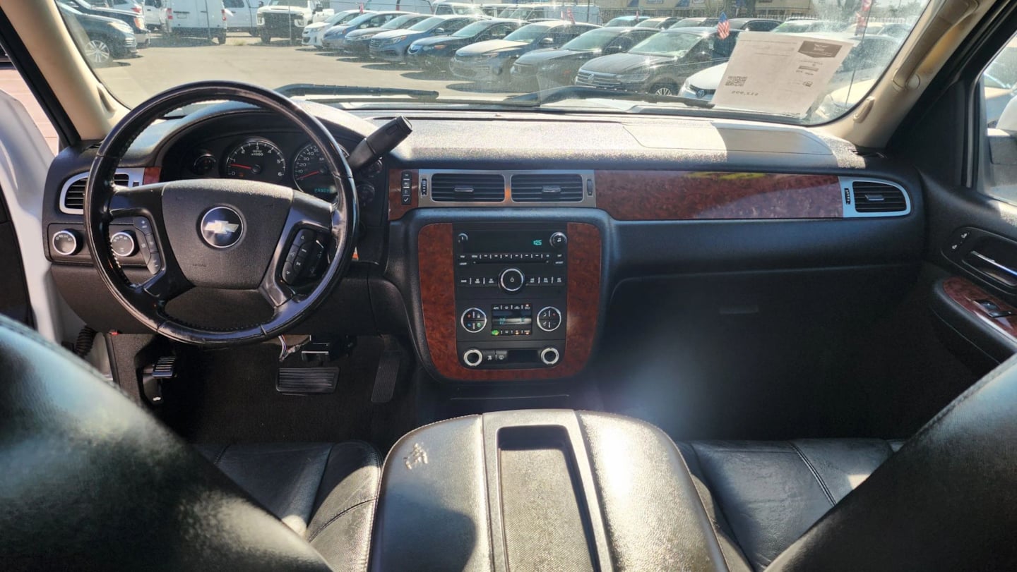 Chevrolet Silverado photo 30