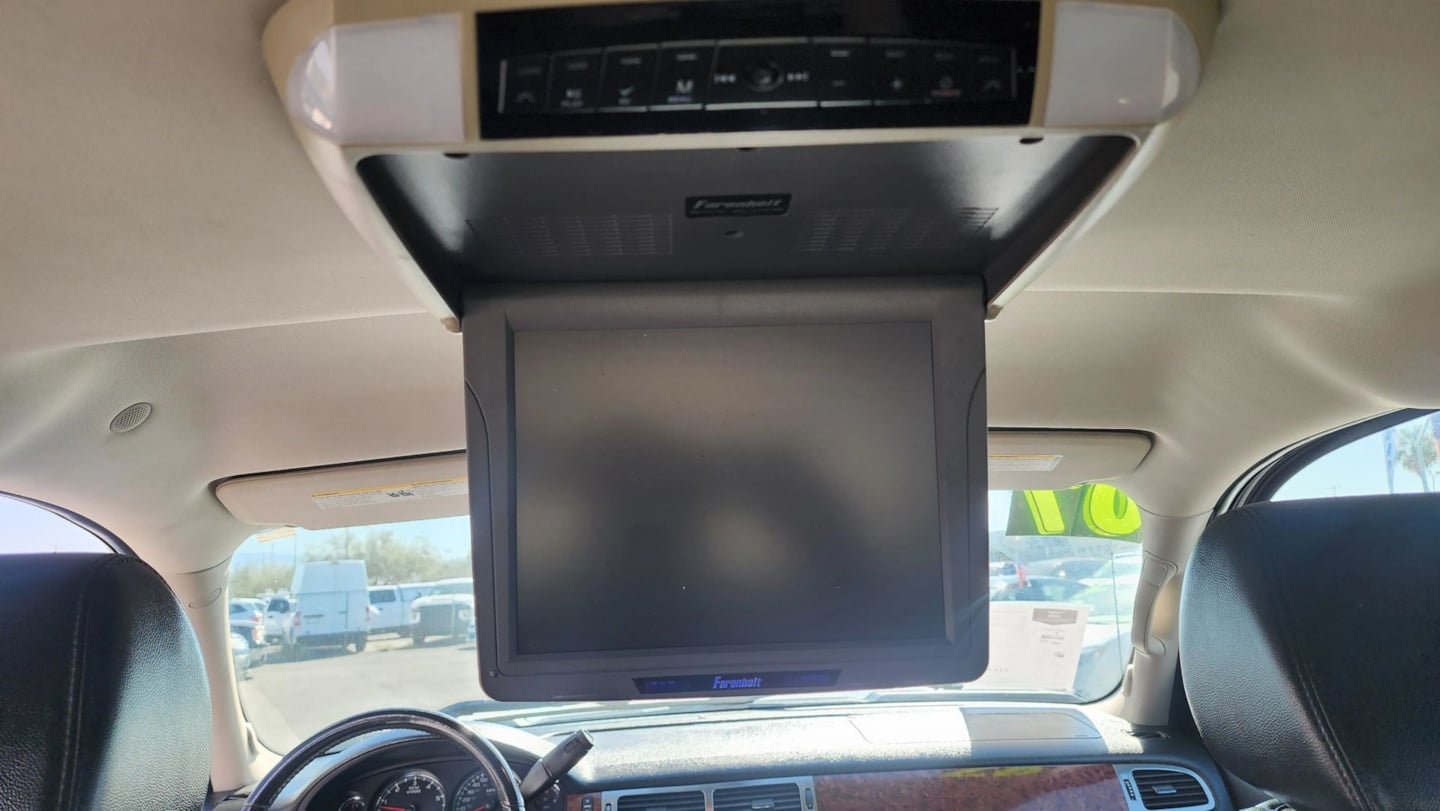 Chevrolet Silverado photo 32