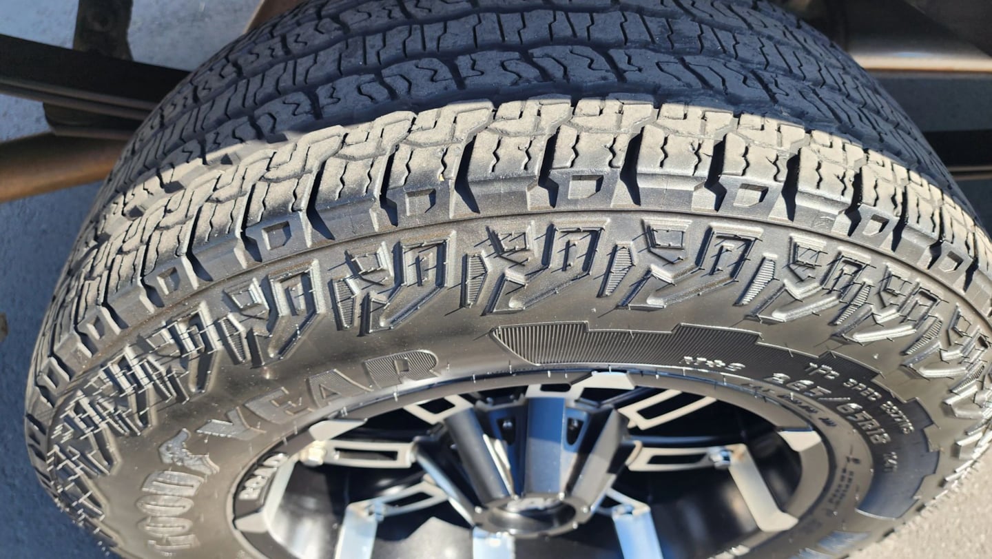 Chevrolet Silverado photo 44