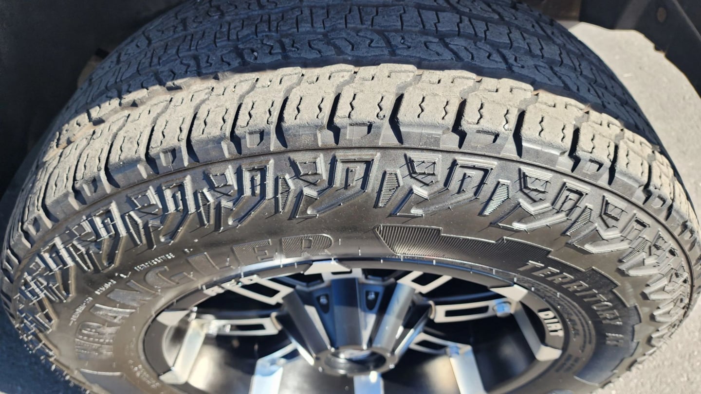 Chevrolet Silverado photo 46
