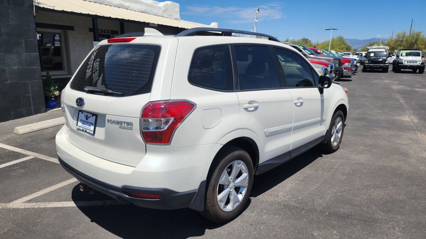 2016 Subaru Forester i - Photo 4
