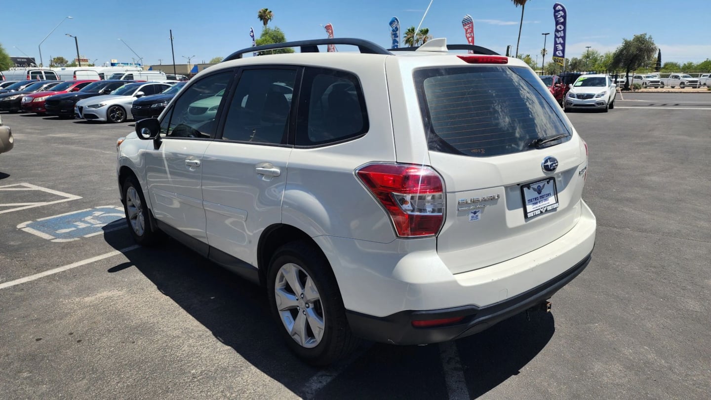 2016 Subaru Forester i - Photo 6