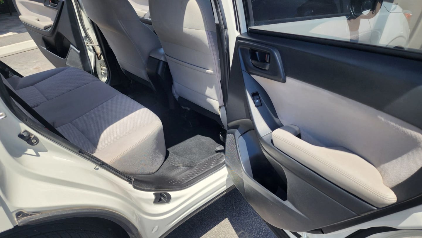 2016 Subaru Forester i - Photo 14