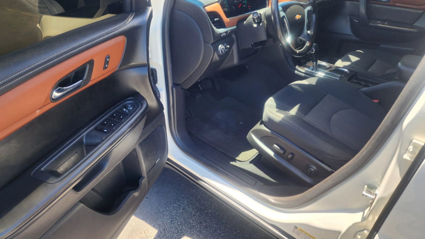 Chevrolet Traverse photo 10