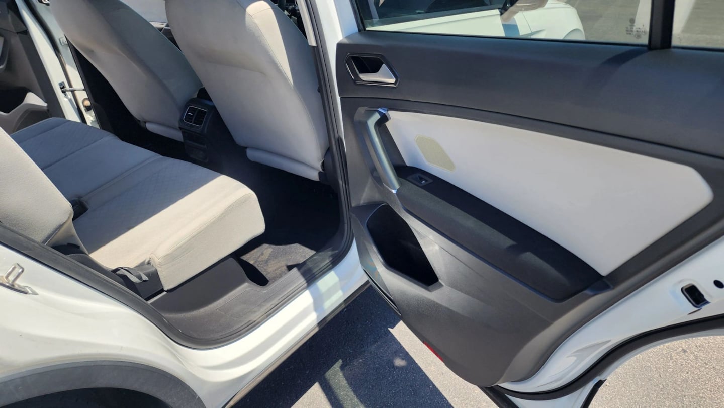 2018 Volkswagen Tiguan S - Photo 14