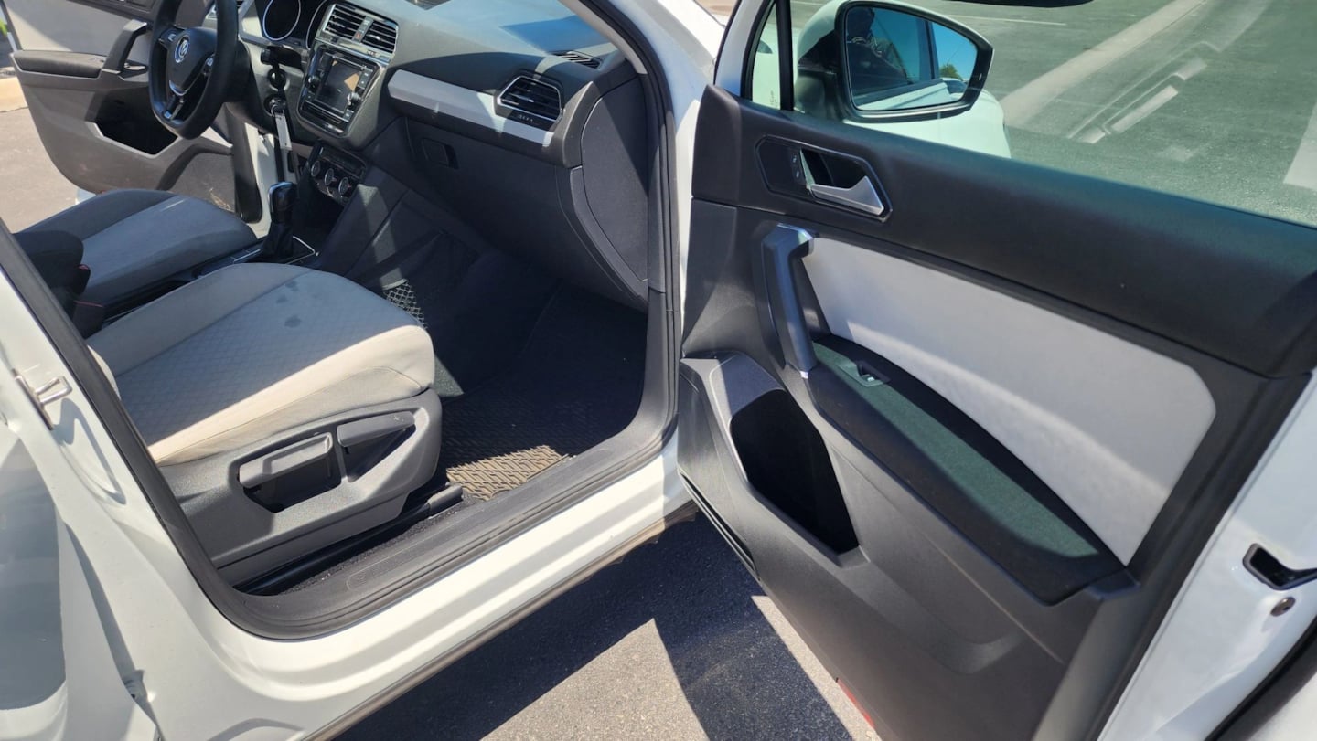 2018 Volkswagen Tiguan S - Photo 16