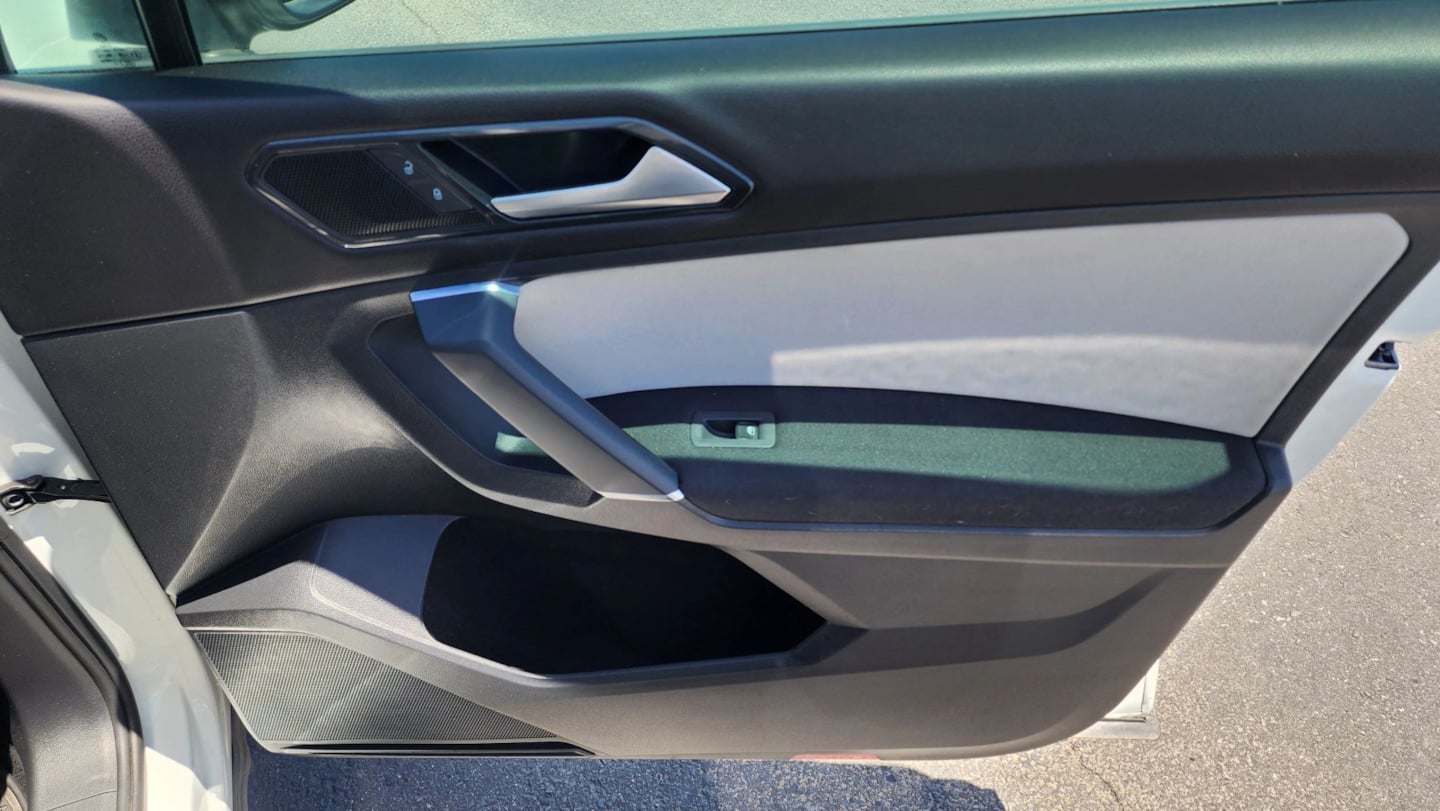 2018 Volkswagen Tiguan S - Photo 19