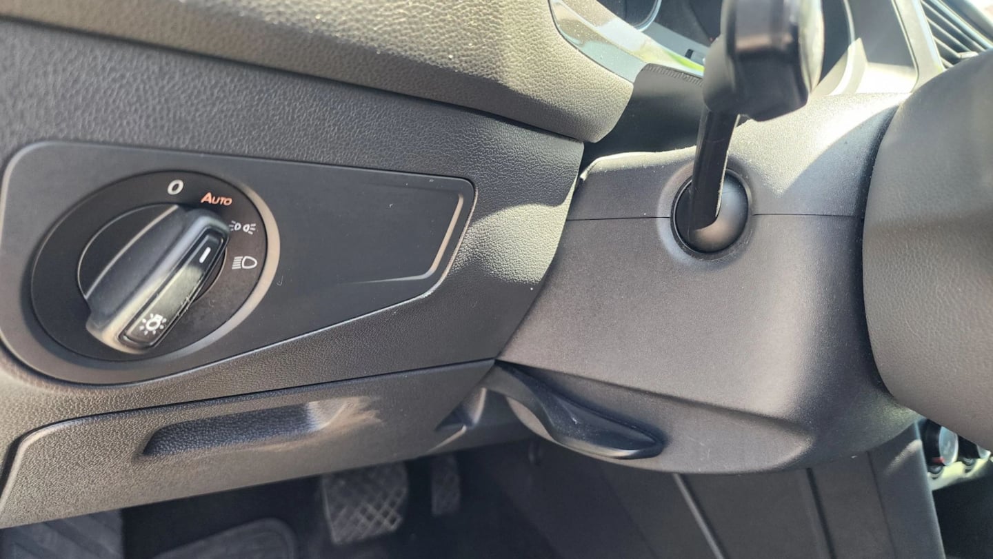 2018 Volkswagen Tiguan S - Photo 30