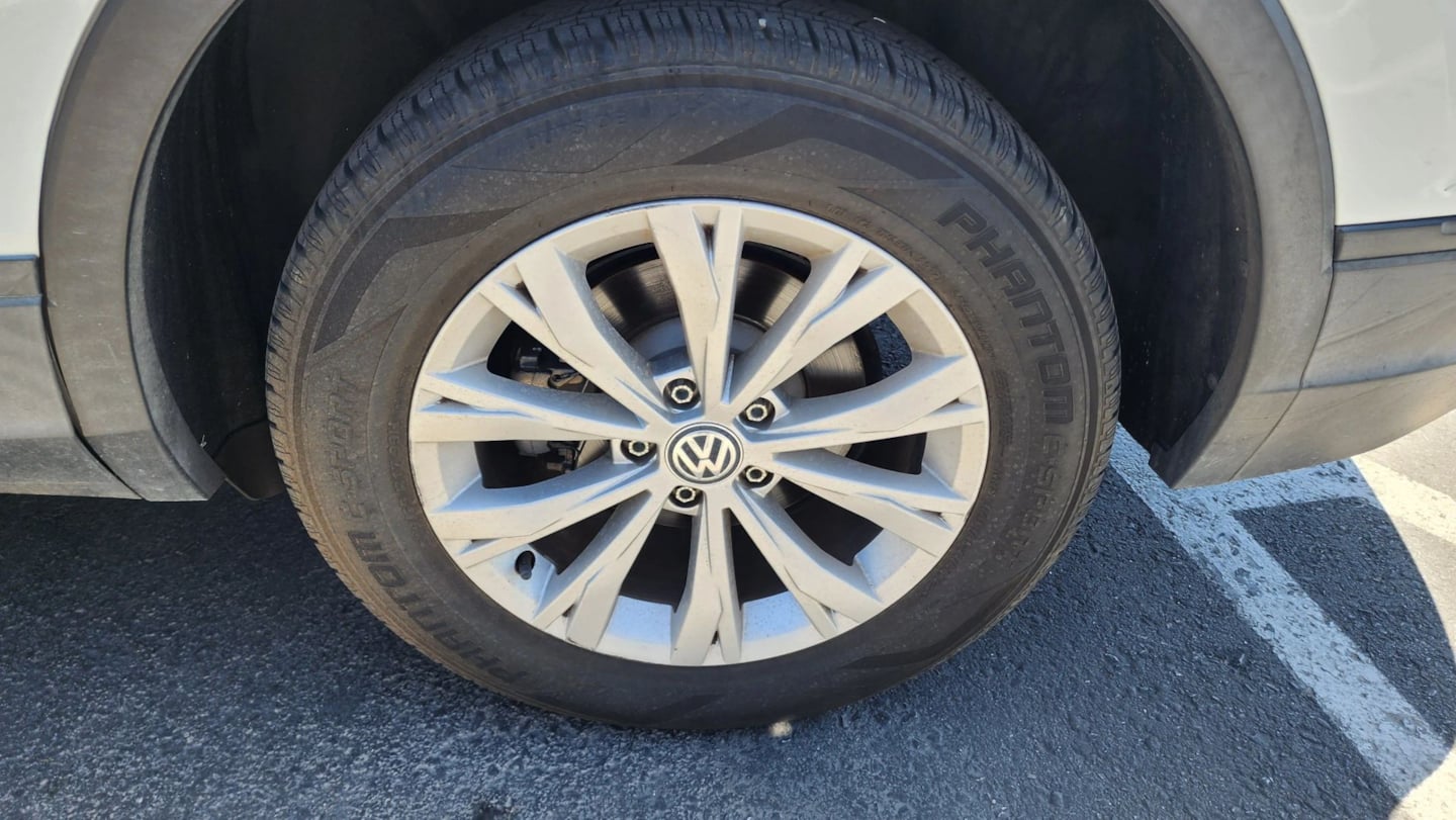 2018 Volkswagen Tiguan S - Photo 47