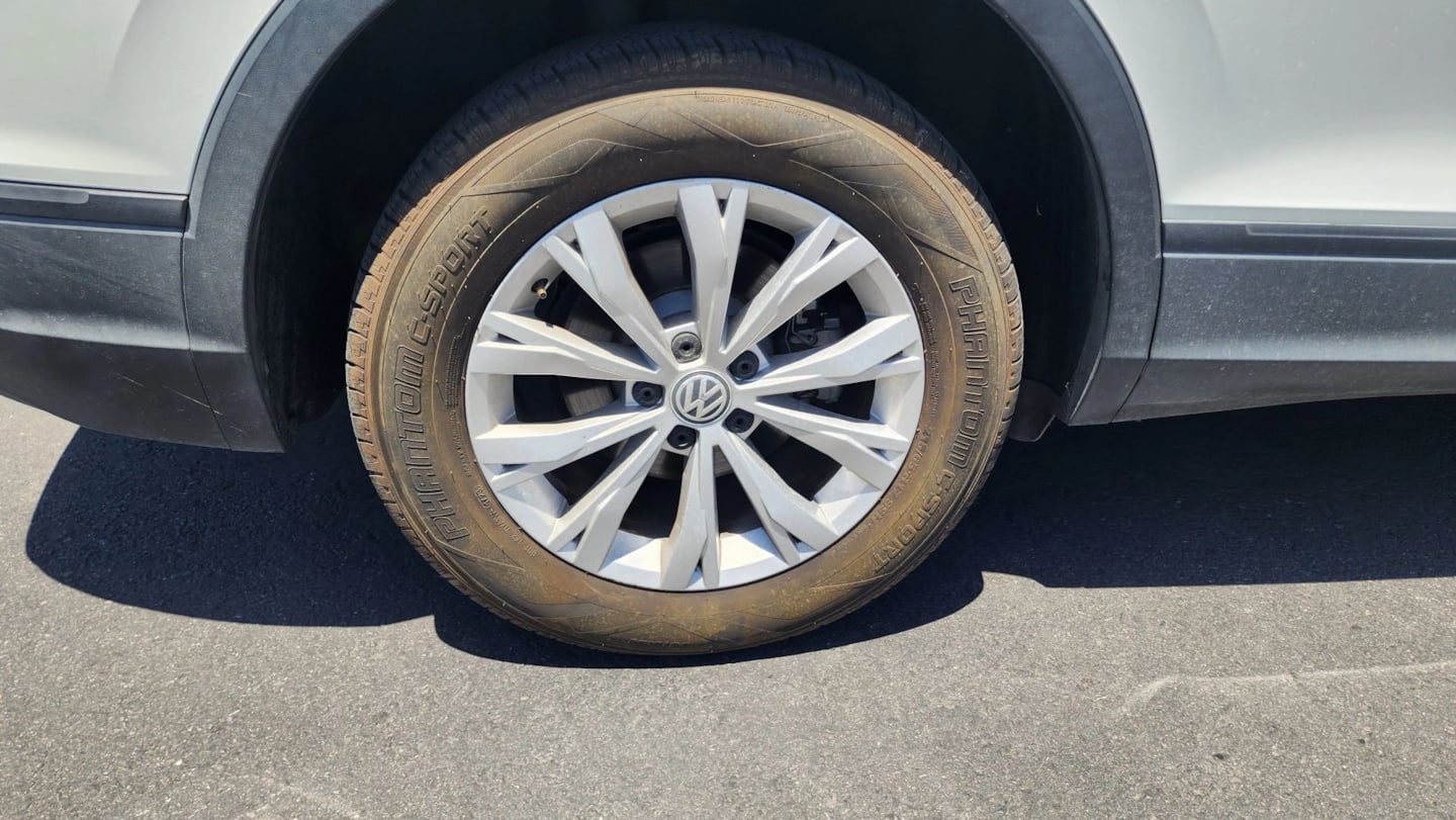 2018 Volkswagen Tiguan S - Photo 49