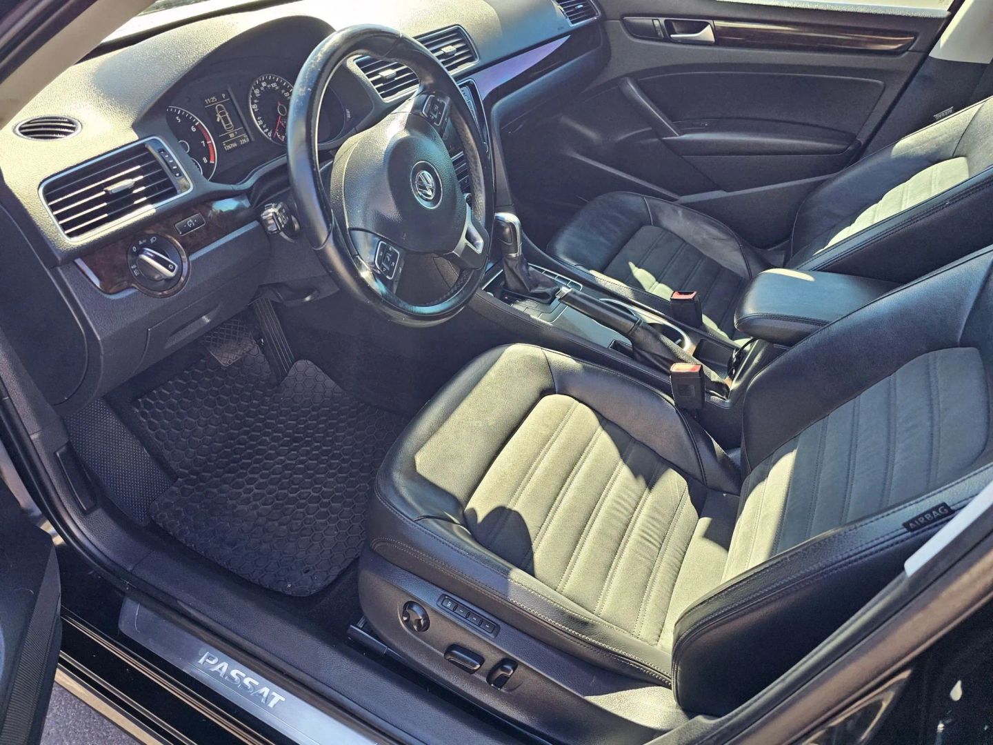 2015 Volkswagen Passat SEL Premium - Photo 10