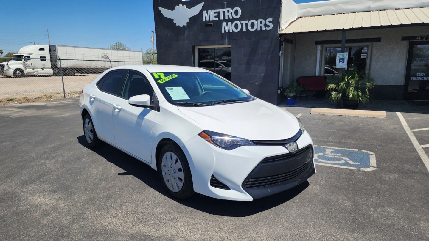 Toyota Corolla photo 2